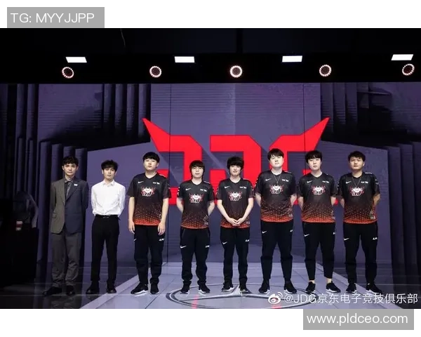 JDG战队在DOTA2赛事中的耐力表现与策略分析探讨